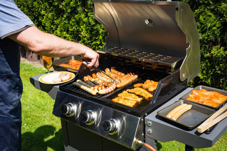 3 burner gas grill