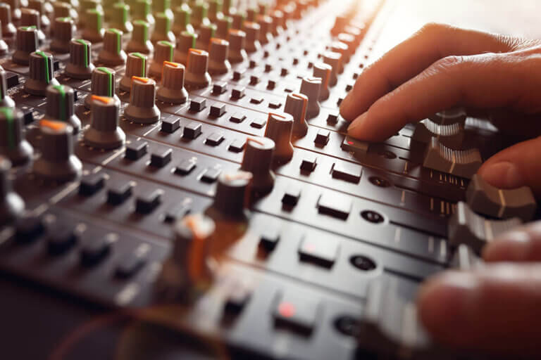 audio mixer