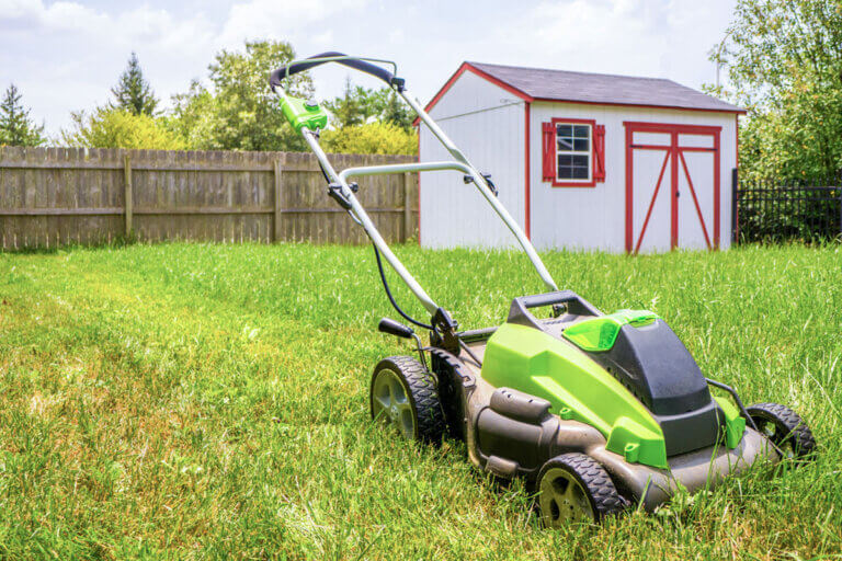 battery lawn mower