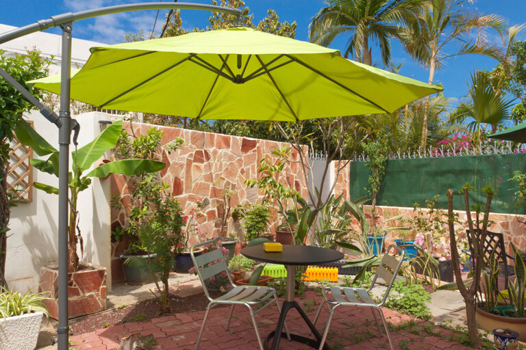 cantilever parasol