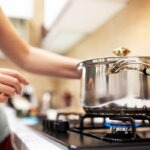 cooking pot