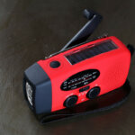 crank radio