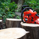 electric chainsaw