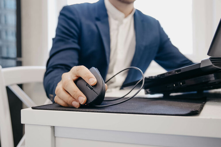 ergonomic mouse