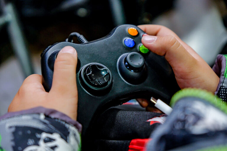 gaming controller
