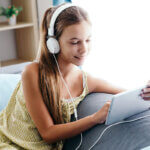 kids' headphone