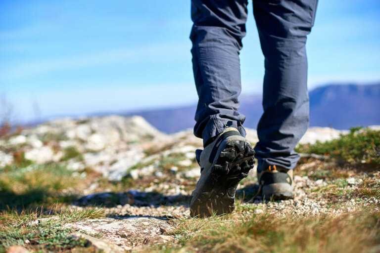 men's hiking boot