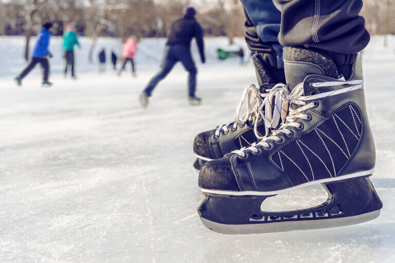 men's ice skate