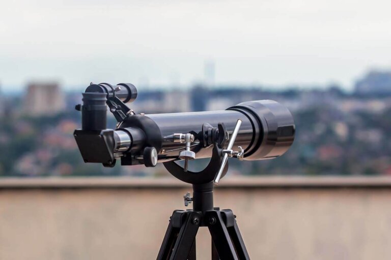 monocular