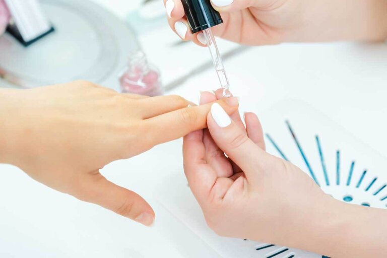 nail oil