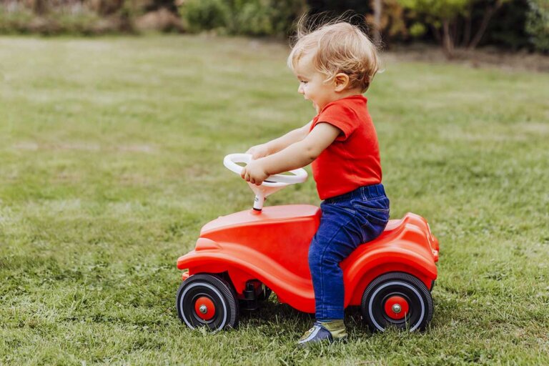 ride-on toy