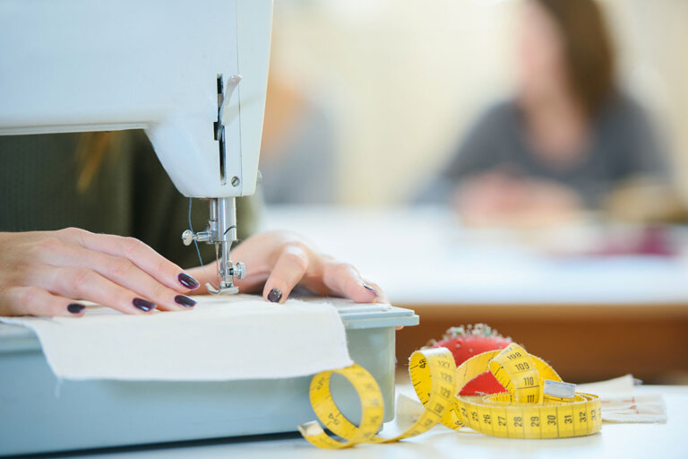 sewing machine