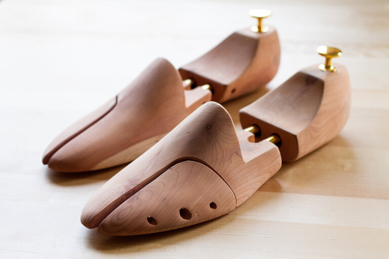 shoe stretcher