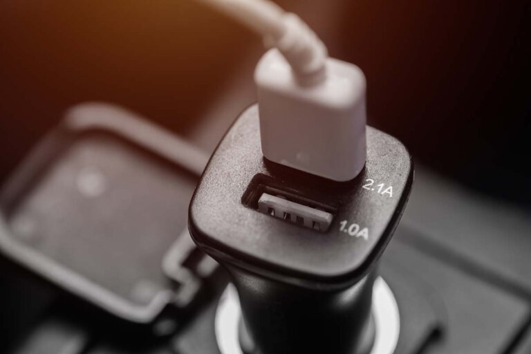 USB charger